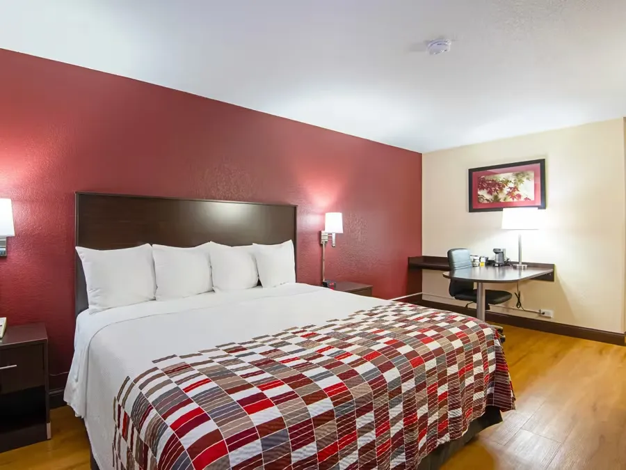 red roof inn cameron